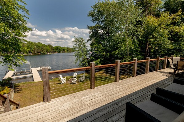 Terrace/patio - Perfect Location On Protected Channel, Swimming, Fishing From Dock, Amazing View (Crosslake)