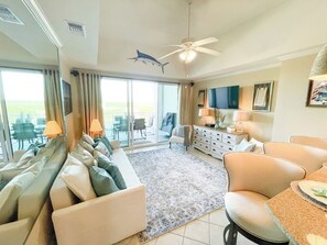 Smart TV, DVD player