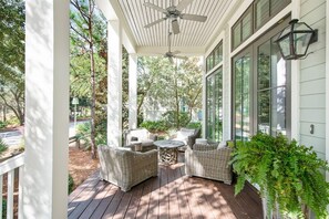 Terrace/patio - GORGEOUS WaterColor Beach Home w/ Carriage House, LSV, 10 Bikes! (Santa Rosa Beach)