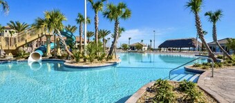 8BR Disney Villa with Theater, Karaoke, Grill & Pool and access to TWO RESORTS!