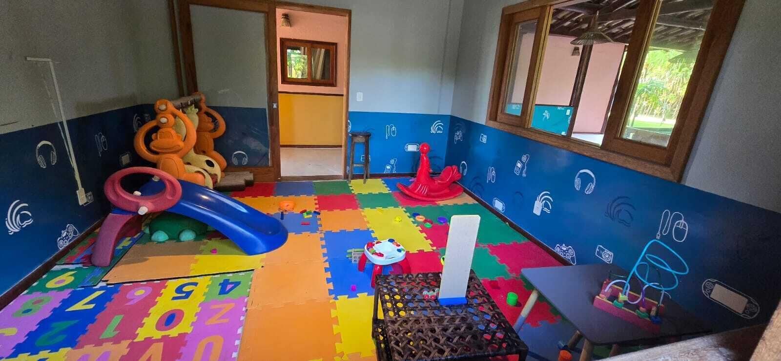 兒童遊樂區