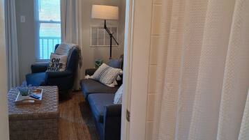 Smart TV, Netflix, streaming services