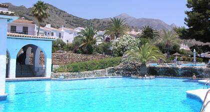 Remis à neuf villa avec jardin privé et de grandes terrasses