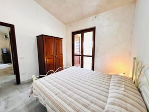 Apartment | 2 Schlafzimmer, Bügeleisen/Bügelbrett