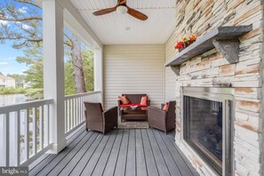 Terrace/patio - Luxury Home at Bay of Bethany, Ocean View (Ocean View)