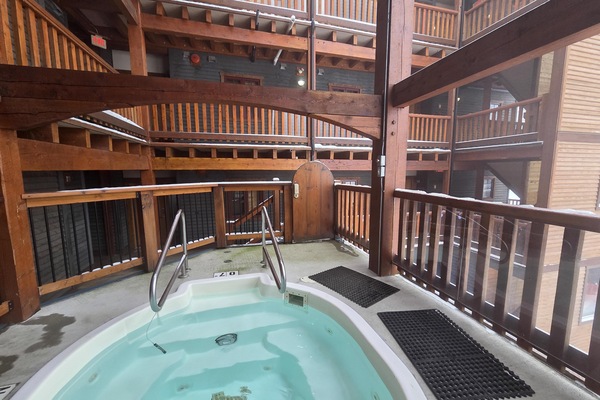 Bain à remous intérieur