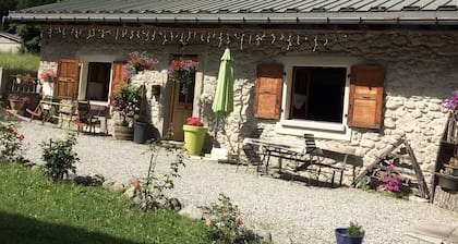 Studio 23m2 Rez de jardin 2 km du centre-ville