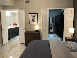 1 bedroom, desk, iron/ironing board, free WiFi