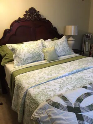 3 bedrooms, iron/ironing board, free WiFi, bed sheets
