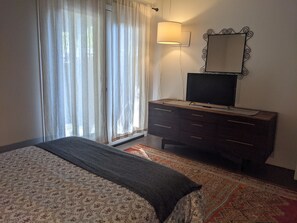 2 quartos, Wi-Fi de cortesia, roupa de cama