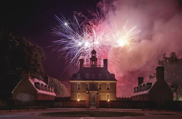 Exterior - 2BR Colonial Williamsburg on Patrick Henry Square Resort w/ Amenities (Williamsburg)