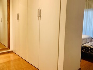 1 Schlafzimmer, Zimmersafe, Bügeleisen/Bügelbrett, kostenloses WLAN