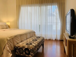 1 Schlafzimmer, Zimmersafe, Bügeleisen/Bügelbrett, kostenloses WLAN