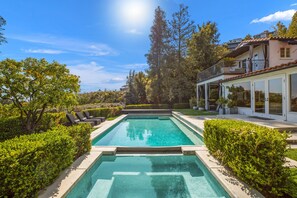 Pool - Sunset Plaza Hollywood Hills: Gated Spanish w/ Pool, Views & Casita (Los Angeles)