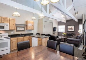 Private kitchen - Park City Condo a cross from Ski Resort (Park City)