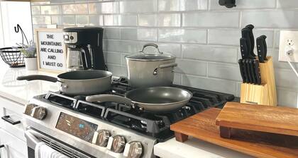 NEW ranch home in University Hills. Near DU and Downtown!