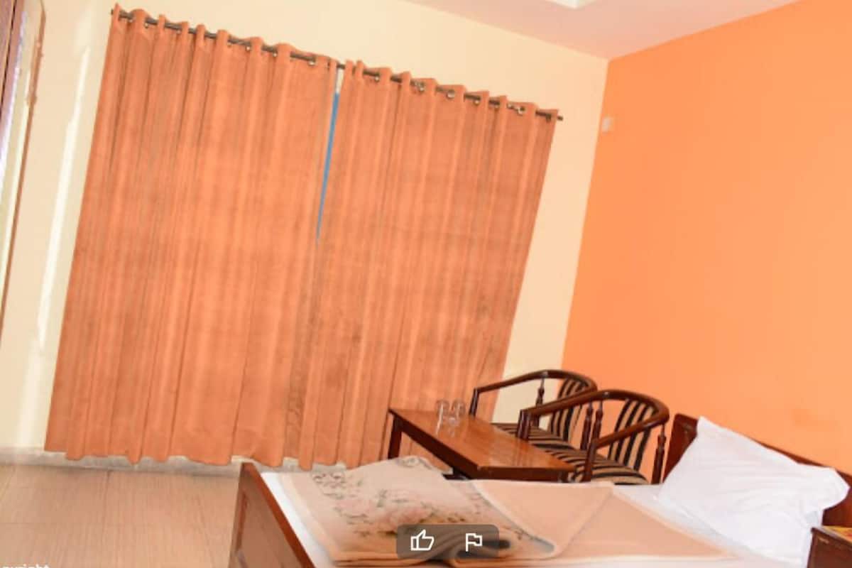 Standaard kamer, 1 twee- of 2 eenpersoonsbedden | Gratis wifi