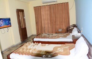 Standard Double or Twin Room | Free WiFi - Hotel Alpine Faizabad (Rawalpindi)