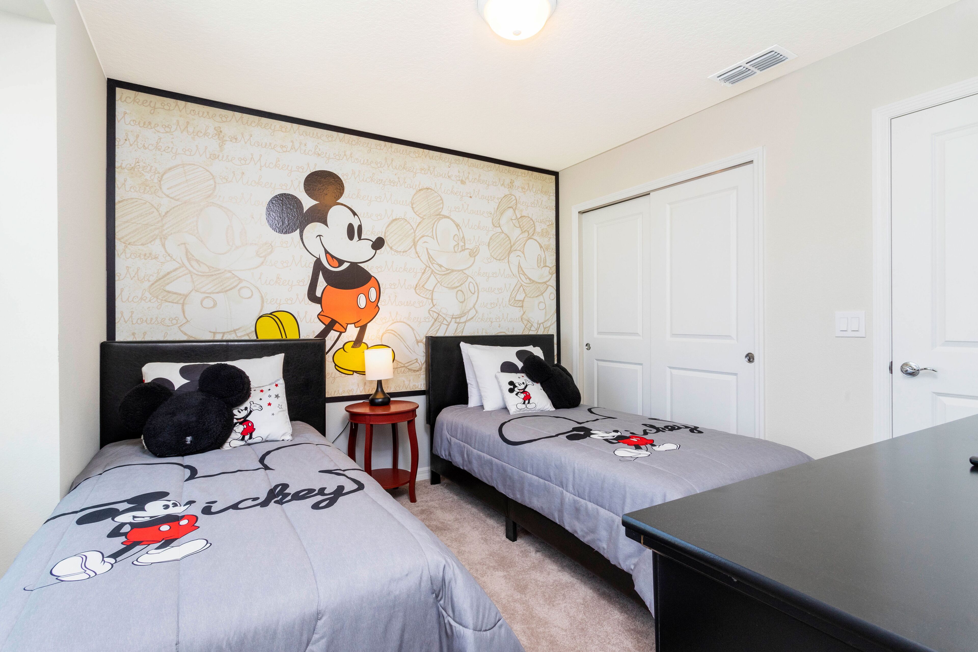 "Experience Enchantment: Premier Luxurious Resort with Disney-Inspired Themes"
