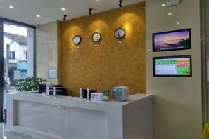 Lobby - Shell Shanghai New International Expo Center Fanghua Road Metro Station Hotel (Shanghai)