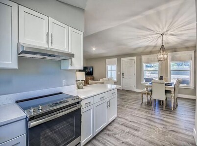 WEST END 30A! ONLY ONE BLOCK OFF THE BEACH!