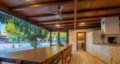 Olympus - Farmhouse Goddess Ceres