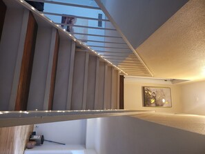 Interior - Executive Luxe 2 bed 1/2 Condo fab unit (Houston)