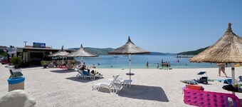 Apartment in Seget Vranjica with Seaview, Terrace, Air condition, WIFI (5052-5)