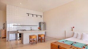1 bedroom, in-room safe, free WiFi, bed sheets - Topia Sunset Suite All Inclusive (El Pescadero)