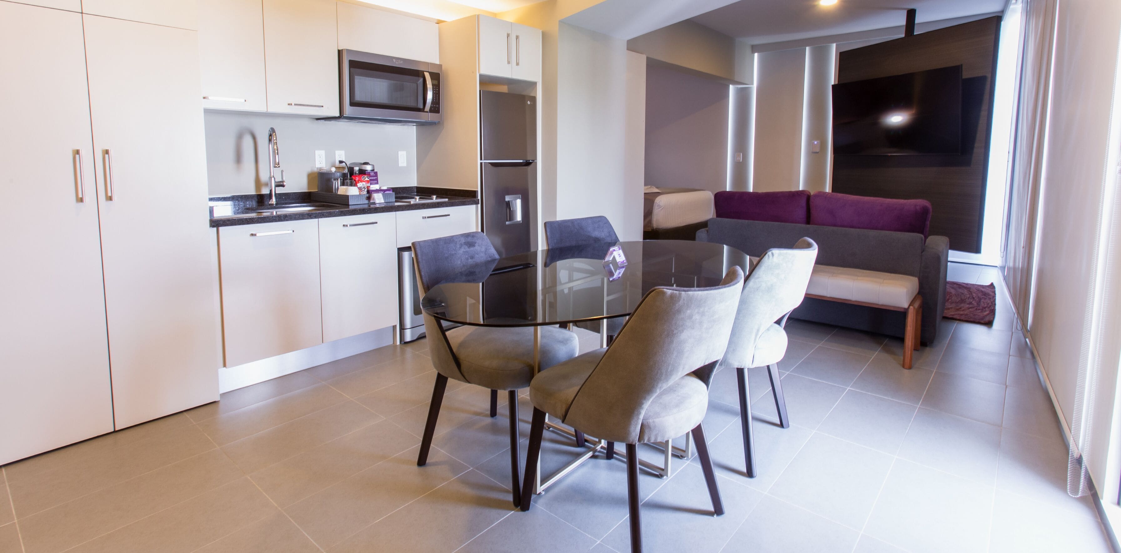 room, 1 queen bed, kitchenette, city view | private kitchen | microwave, dishwasher, coffee/tea maker