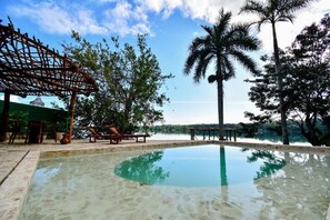 Pool - Casa Kuuts Ja (Casa de patos) (Xul-Ha)