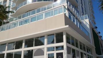 1 Bedroom 1 Bath Deluxe | Bathroom