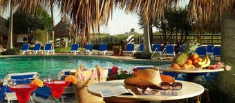 Two Bedroom Beautiful Condo, Palm Beach Shores, FL (2552011)