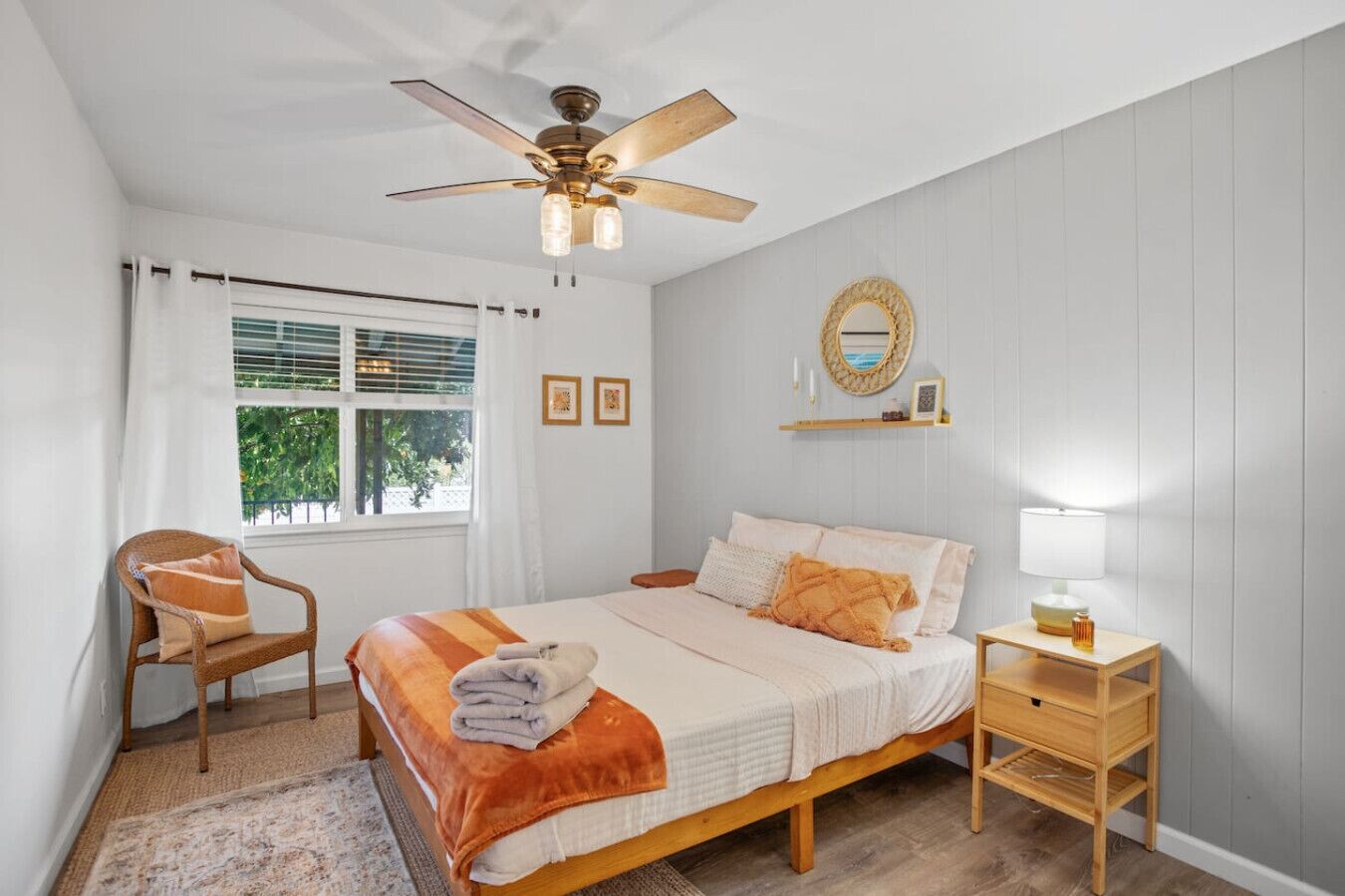 Desk, iron/ironing board, free WiFi, bed sheets