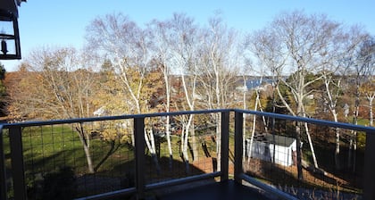 Great location on Bailey Island