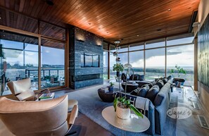 TV, fireplace, offices