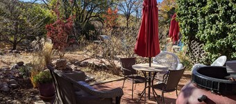 Studio apartment 15 minute walk to the plaza