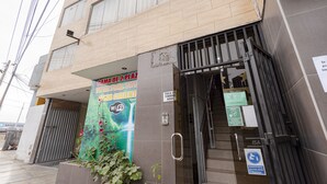 Front of property - Hotel GS (Callao)