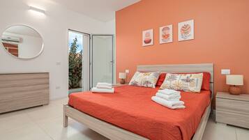 2 slaapkamers, een strijkplank/strijkijzer, gratis wifi, beddengoed