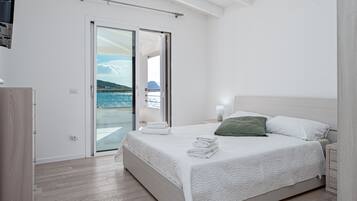 3 Schlafzimmer, BĂŒgeleisen/BĂŒgelbrett, kostenloses WLAN, BettwĂ€sche