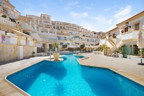 Pool - "Tenerife South Apartment" with Sea View, Pool & Wi-Fi (Adeje)