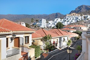 Exterior - "Tenerife South Apartment" with Sea View, Pool & Wi-Fi (Adeje)