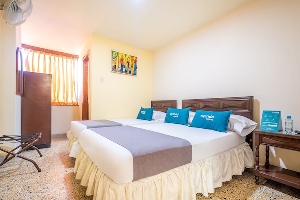Triple Room | Hypo-allergenic bedding, free WiFi, bed sheets