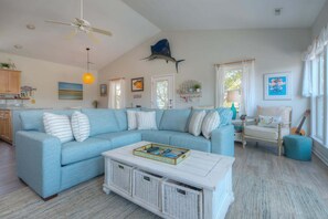 TV - 302 37th Place E: Spacious 3-bedroom retreat in Oak Island, perfect for families! (Oak Island)