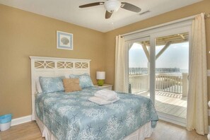 5 Schlafzimmer, Schreibtisch, Bügeleisen/Bügelbrett, WLAN