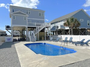 A heated pool - 5BR/4BA-2nd Row Home-Private Pool/Gorgeous Views-Sleeps 12 (Oak Island)
