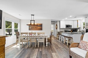 Fridge, oven, stovetop, dishwasher - Anchors All Around: Experience Oak Island in this spacious 7-bedroom home with private pool! (Oak Island)