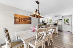 Dining - Anchors All Around: Experience Oak Island in this spacious 7-bedroom home with private pool! (Oak Island)