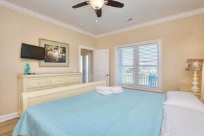6 bedrooms, iron/ironing board, WiFi, bed sheets - 6BR/6.5BA Home - Ocean Views, POOL, ELEVATOR, WALK TO BEACH, Sleeps 17 (Oak Island)