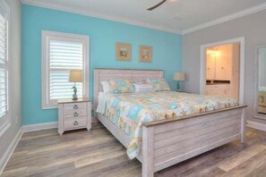 5 habitaciones, escritorio, tabla de planchar con plancha y wifi